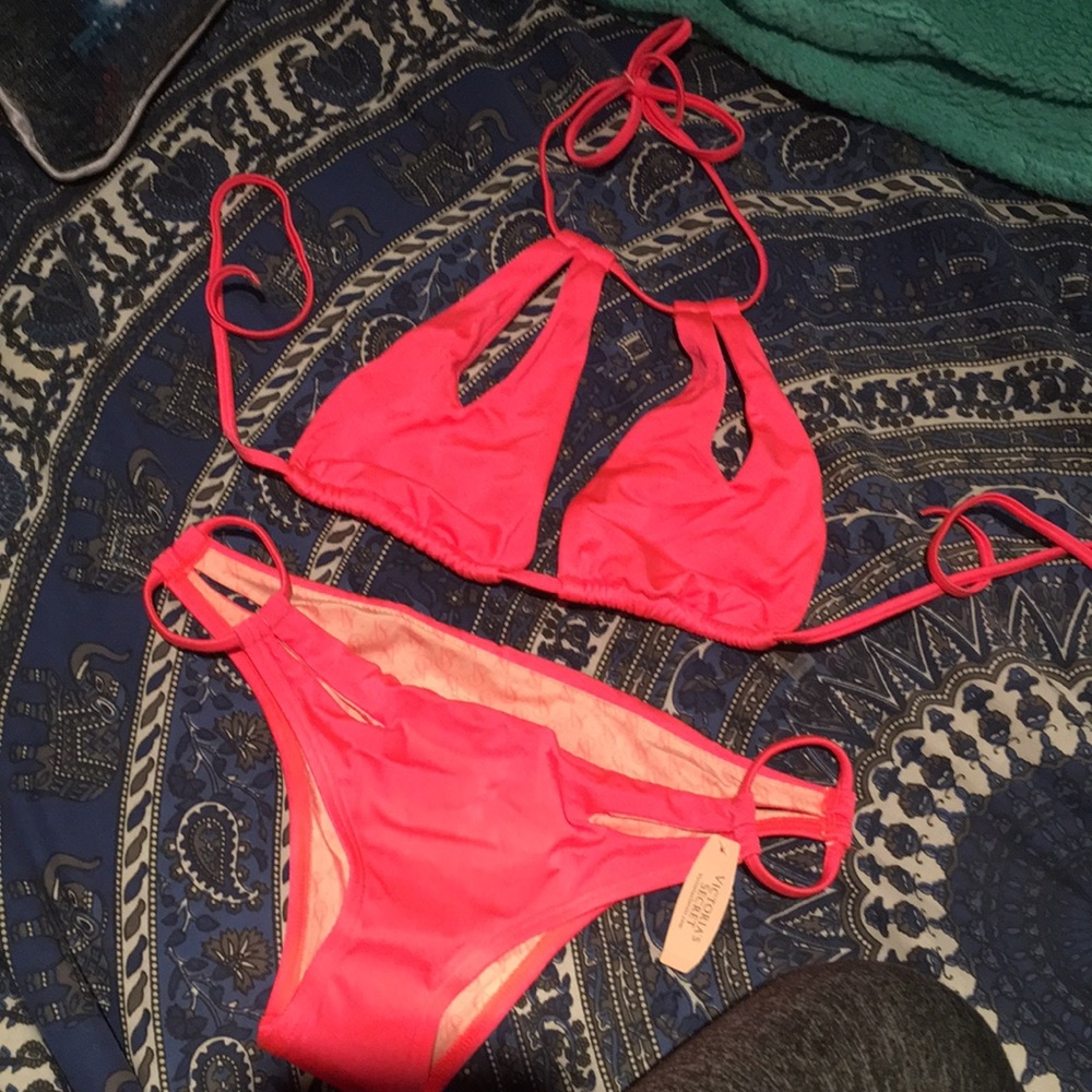 VICTORIA SECRET NEVER WORN BATHING SUIT